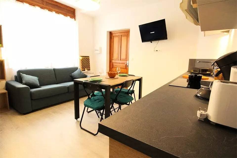 Foto 6 von 12: Grand Studio Luchon For 2 Pers - WIFI
