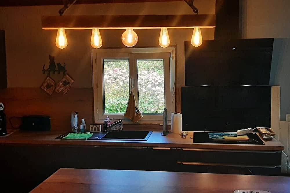 Foto 12 von 15: Ferienhaus 'La Chaumière Du Tank' mit Terrasse, Garten und WLAN