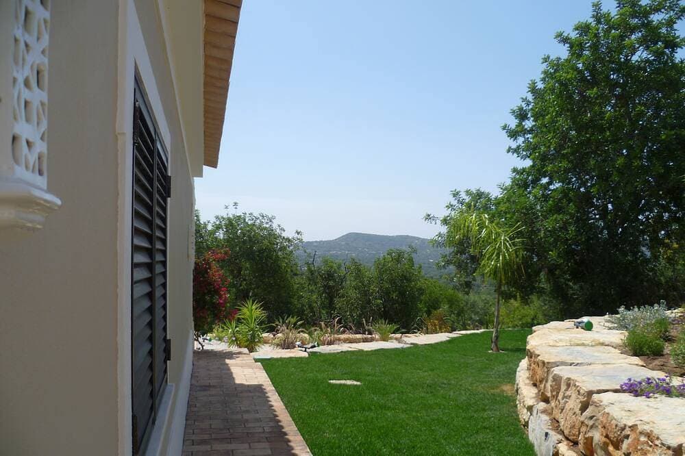 Foto 13 von 29: Abgeschiedene ländliche Villa mit privatem Pool und herrlichem Blick