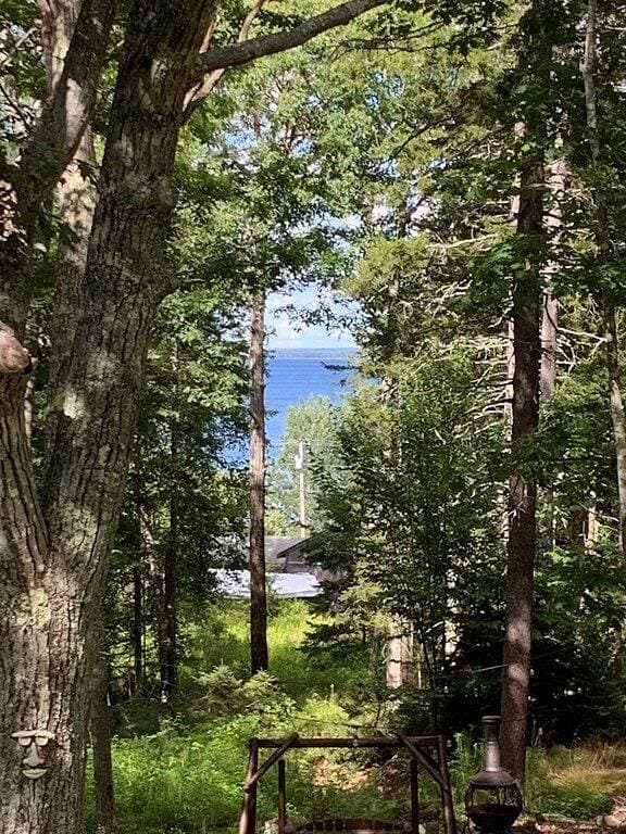 Foto 5 von 13: Inselblockhaus in Maine mit Meerblick