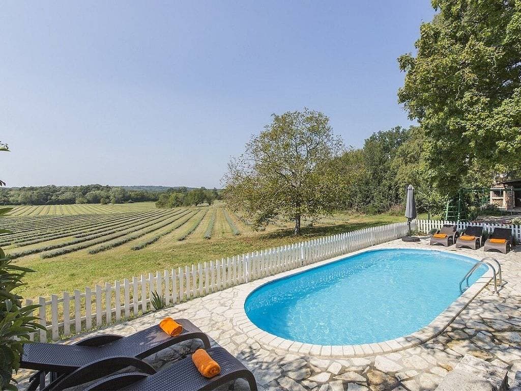 Ferienhaus in Labin mit Schwimmbecken 1