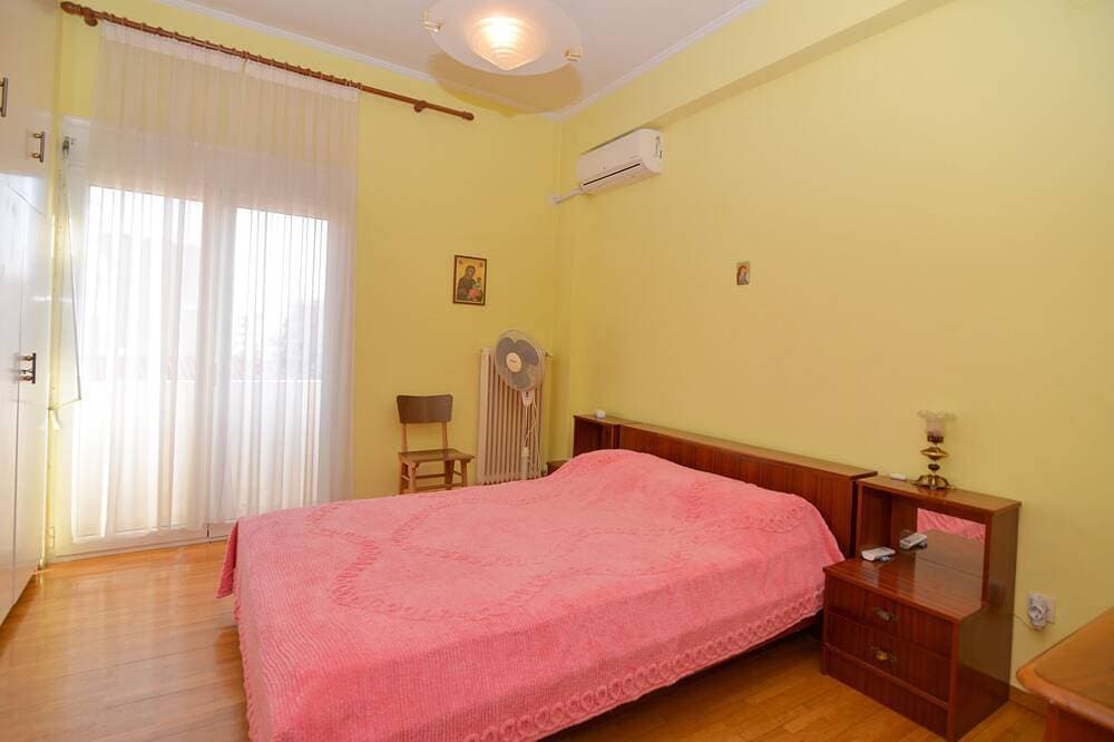 Foto 2 von 30: Mytilini central apt 5 min walk from port, shops
