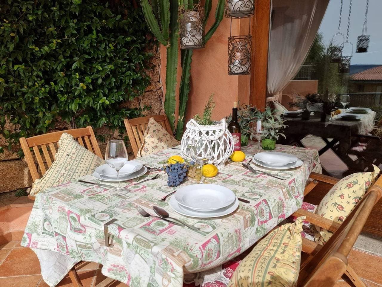 Foto 9 von 55: Mit Kamin, Terrasse und Meerblick