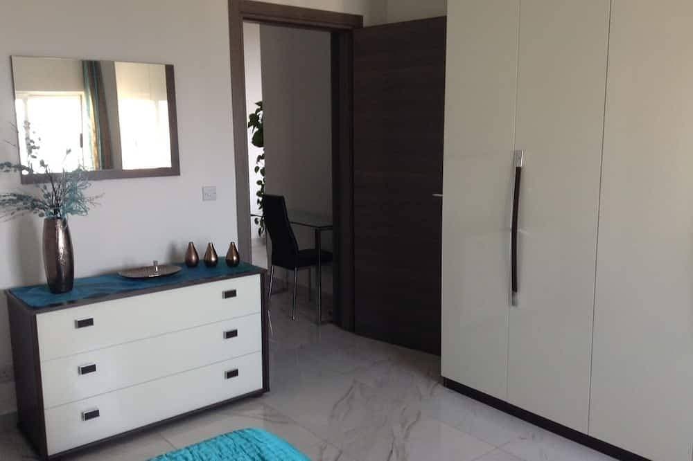 Foto 4 von 25: Luxury Seafront Apartment With Pool