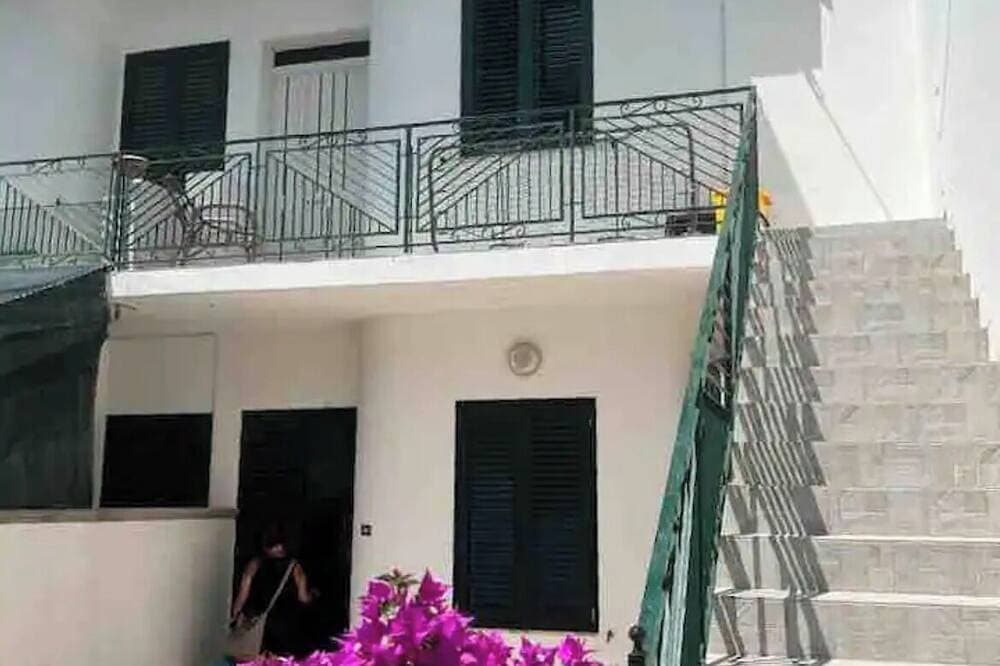 Accogliente Appartamento a 7 Minuti Dalla Meravigliosa Santa Maria di Leuca 1