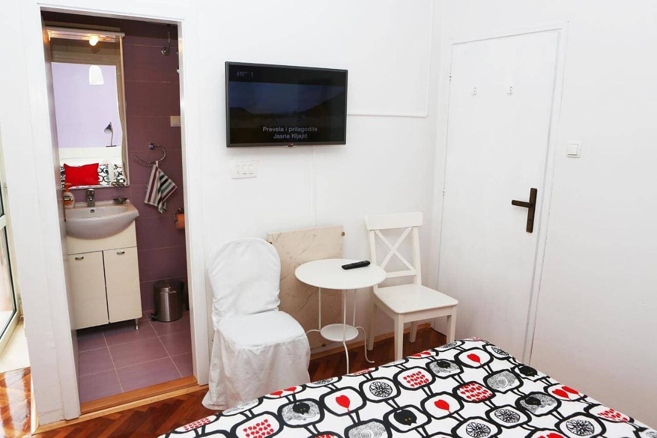 Foto 11 von 32: Double Room with Balcony and Sea View
