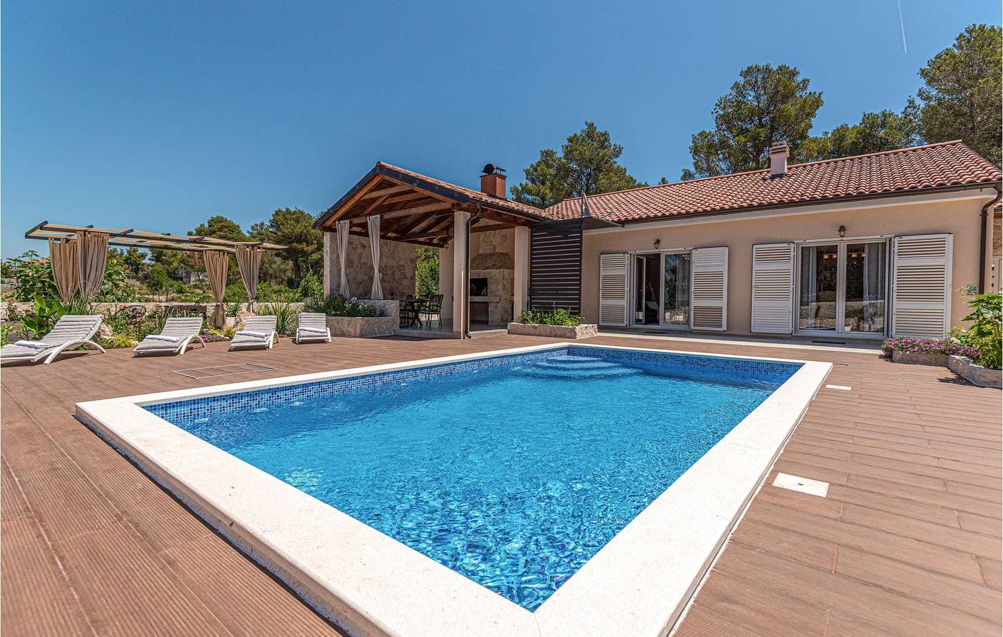 Foto 12 von 44: Gemütliche Ferienwohnung in Küstennähe mit Pool und Terrasse, 1,5 km von Zaboric entfernt