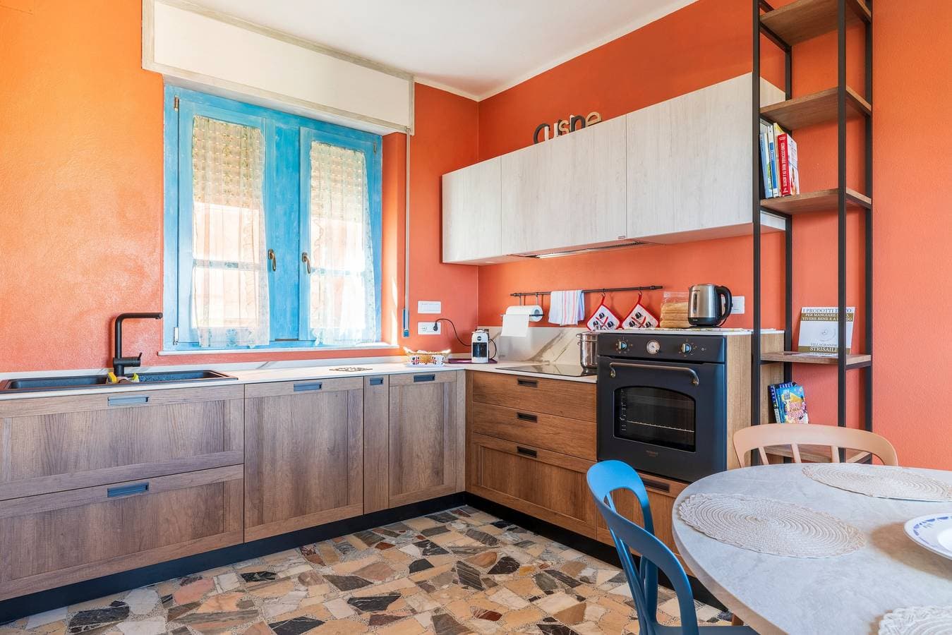 Foto 6 von 45: Ferienhaus 'Sa Omu 'Eccia' mit Meerblick und privater Terrasse