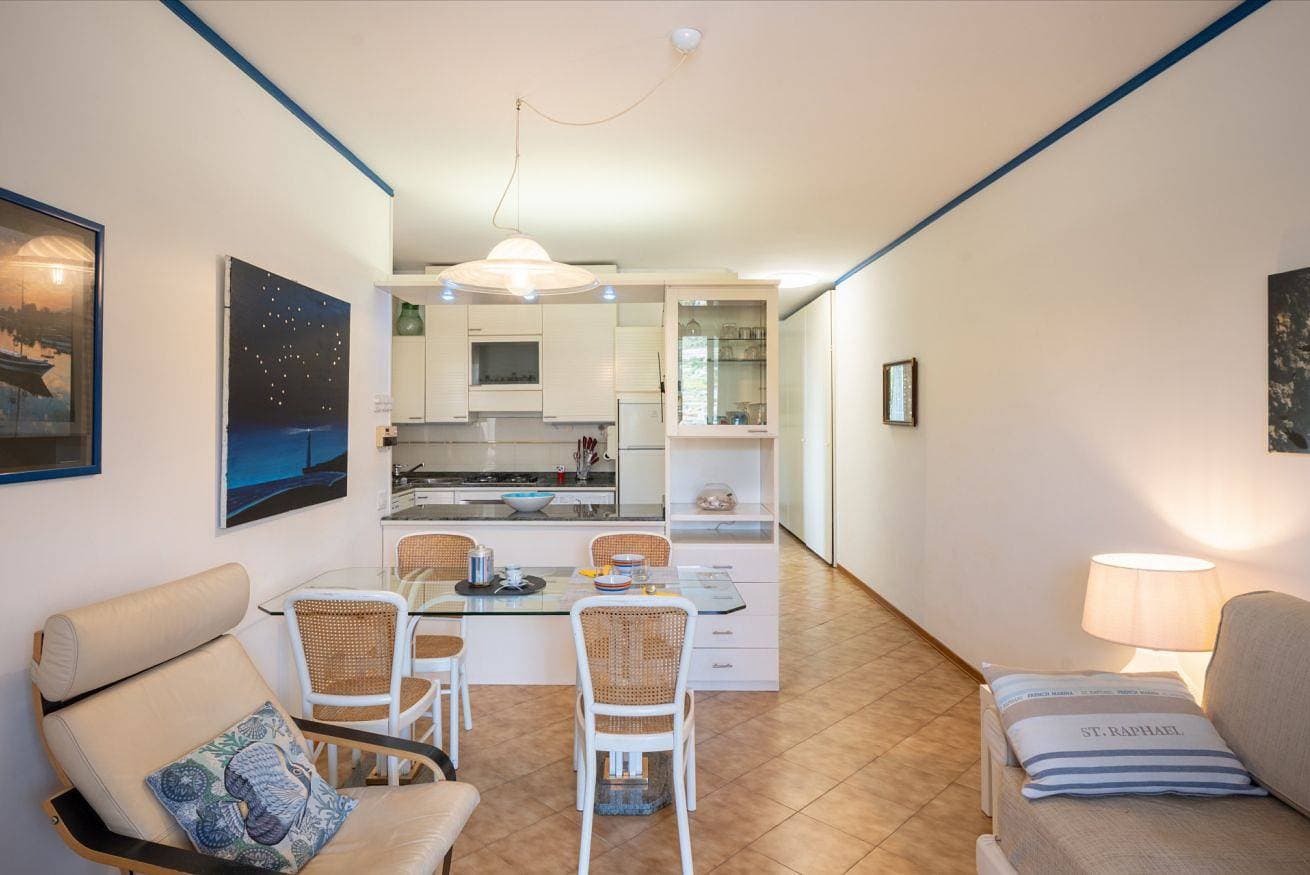 Foto 12 von 32: Ferienwohnung für 4 Personen mit Pool