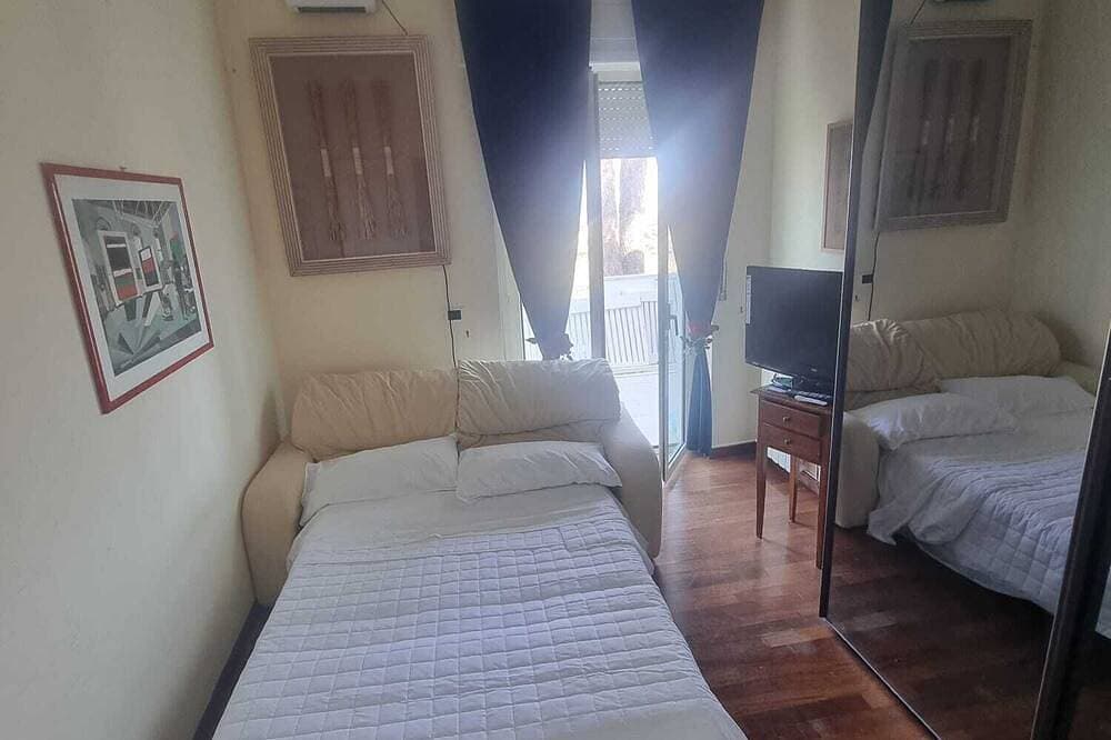 Foto 6 von 28: Alisea - rooms in villa with pool and free parking