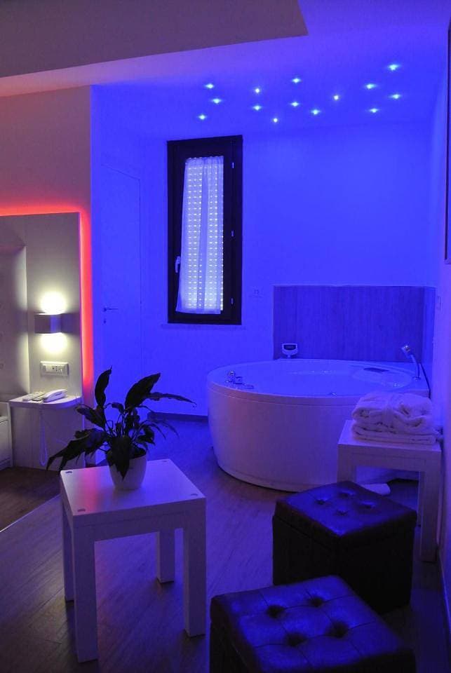 Foto 9 von 10: Deluxe Suite with Spa Bath