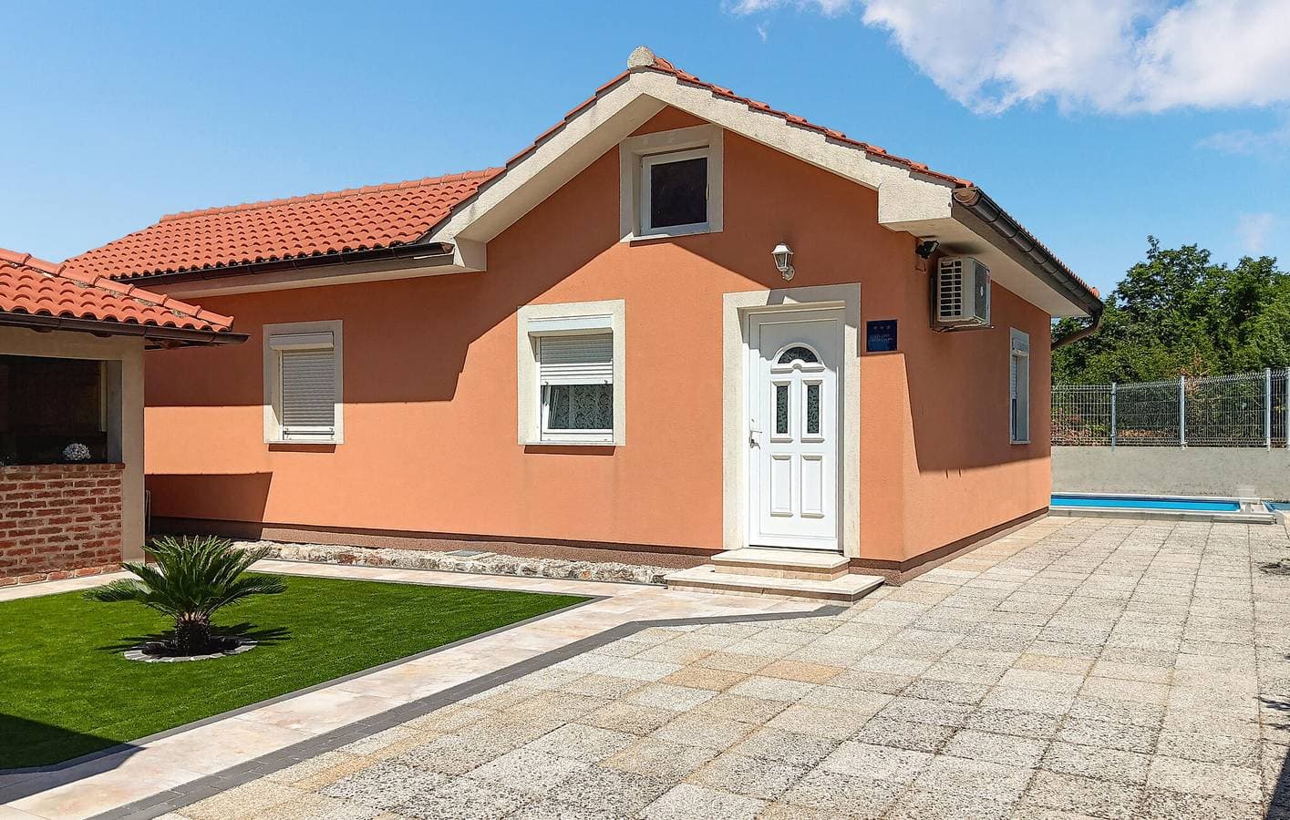 Gemütliche Ferienwohnung mit Terrasse, WLAN und Parkplatz – 1,5 km vom FKK-Strand entfernt 1