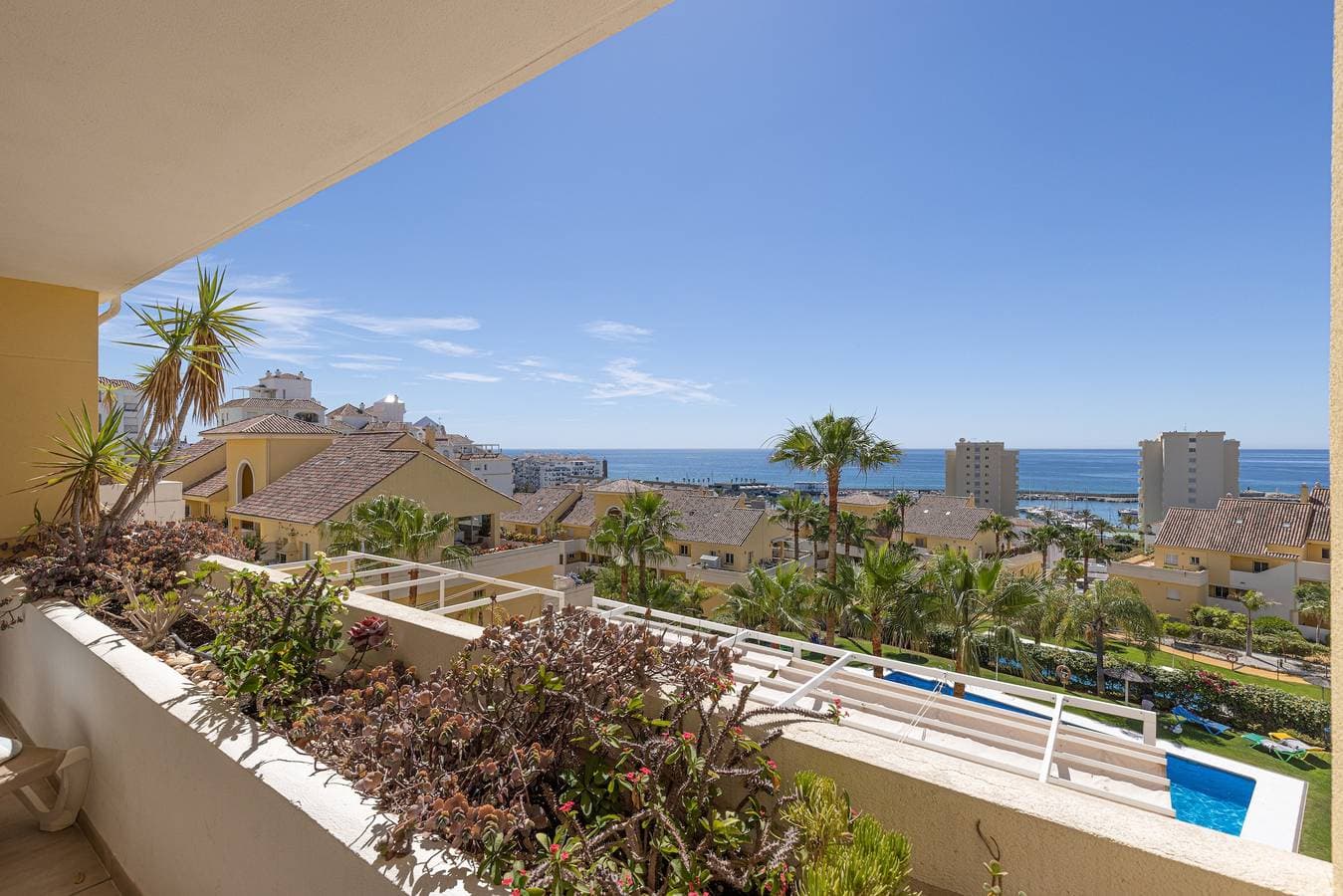 Foto 2 von 29: Geräumige Ferienwohnung 'Puerto Alto' mit Meerblick, Gemeinschaftspool und WLAN