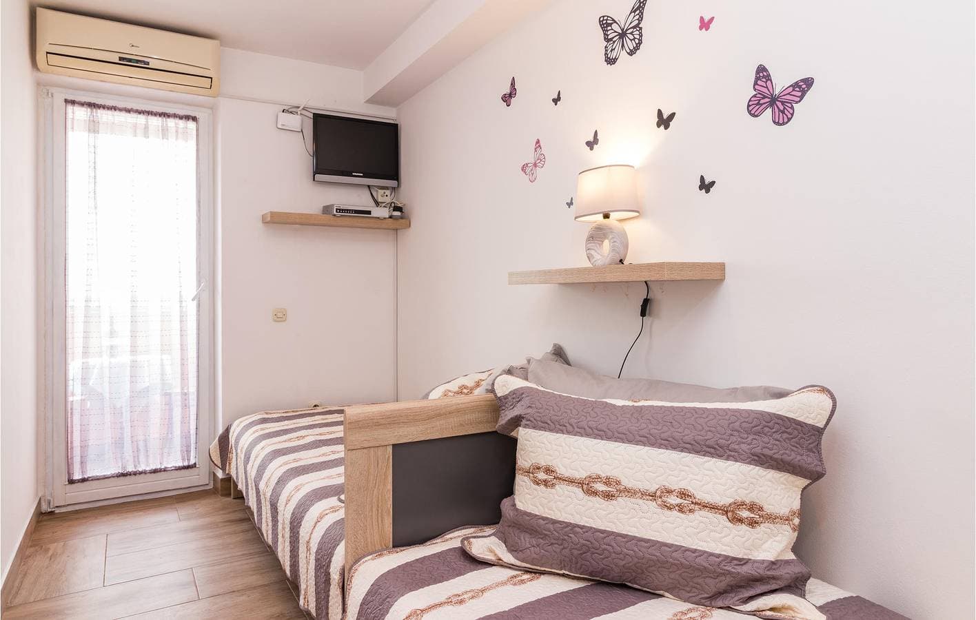 Foto 13 von 24: Urlaub am Meer: Gemütliche Ferienwohnung mit Pool, Terrasse und WLAN