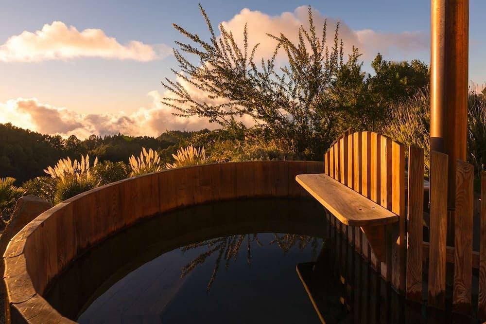 Foto 9 von 30: Panorama Suite El Mirador- im Weingut mit Pool über den Wolken, Meerblick, Kamin