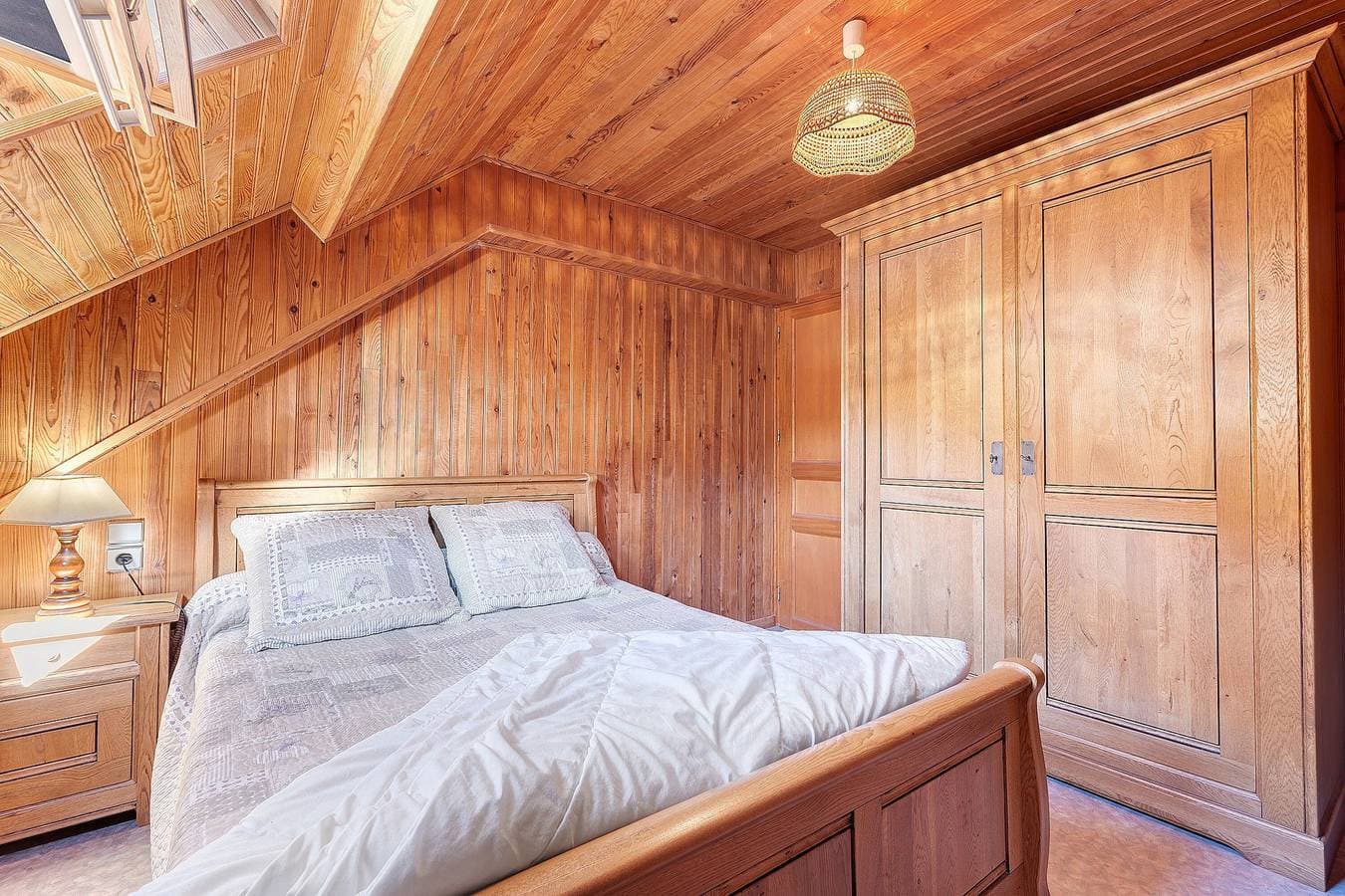 Foto 6 von 23: Gite Campbieil – Gavarnie-Gèdre: Gemütliches Dachgeschoss mit Panoramablick