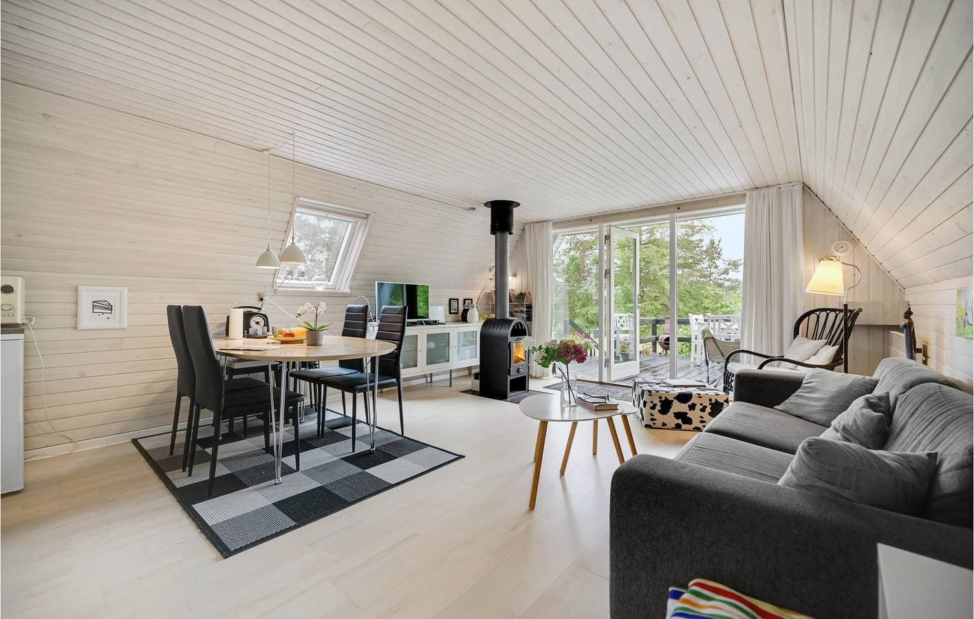 Foto 4 von 32: Ferienhaus für 4 Personen mit Terrasse