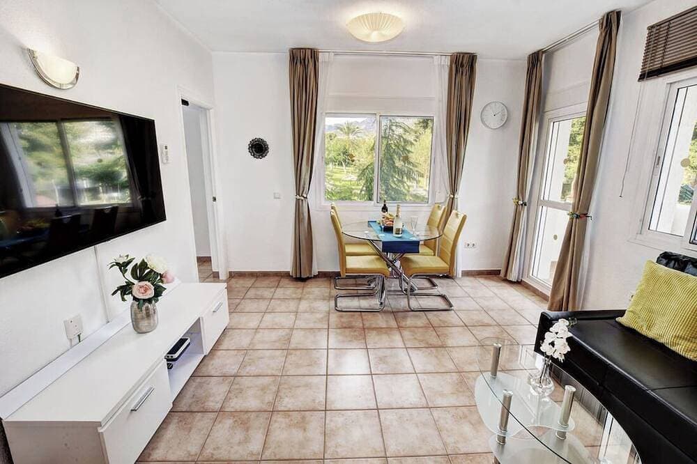 Foto 5 von 20: Deluxe Apartment in BenalBeach with Water Park