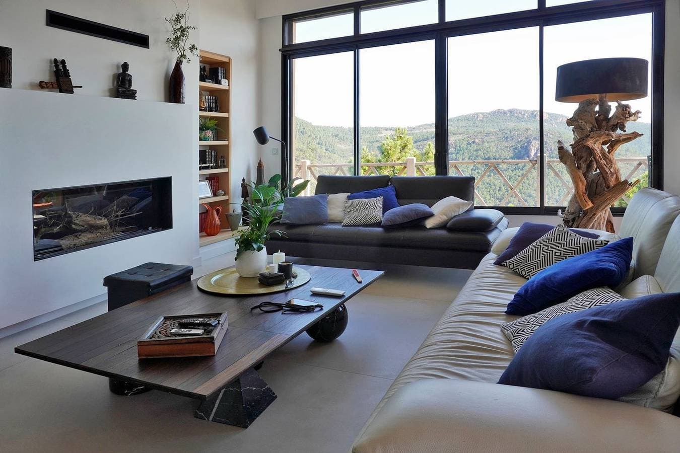 Foto 12 von 25: Côte d’Azur pur: Exklusive Villa mit Pool und einem Meerblick zum Träumen
