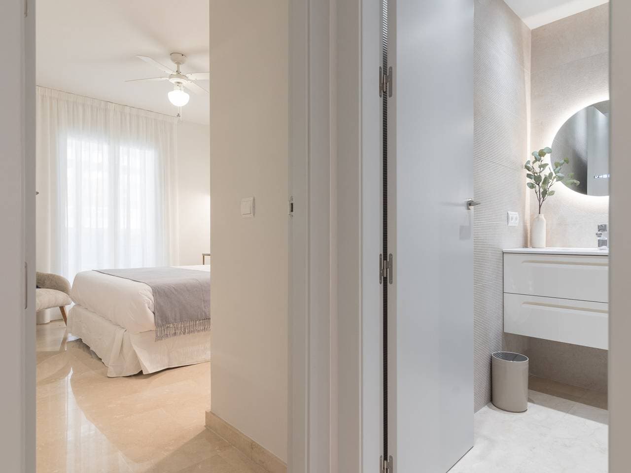 Foto 12 von 20: Gemütliches Apartment mit Pool, Klima, WLAN und kompletter Küche in Málaga