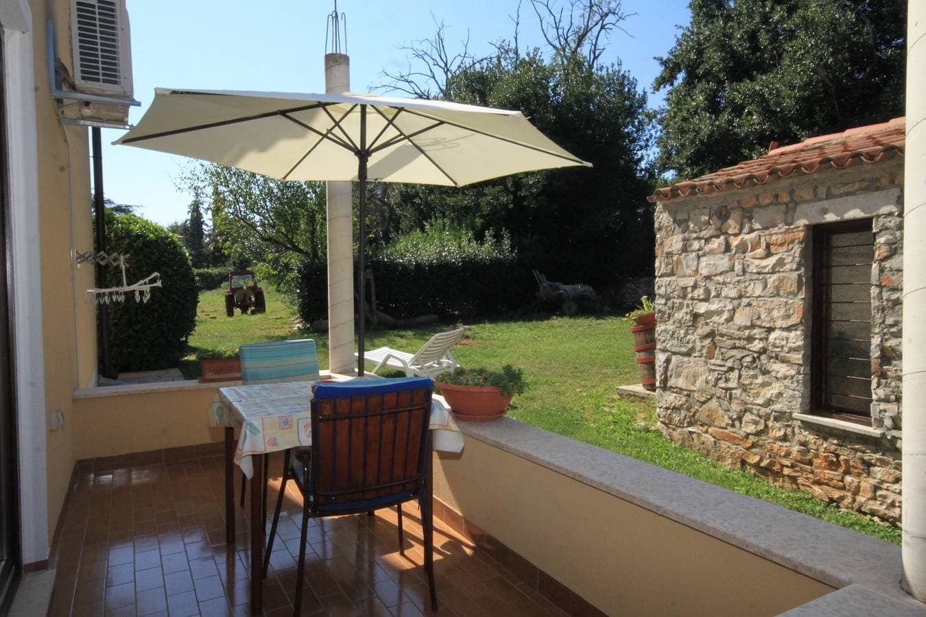 1-Zimmer-Ferienwohnung mit Terrasse Basanija, Umag A-7149-c 1