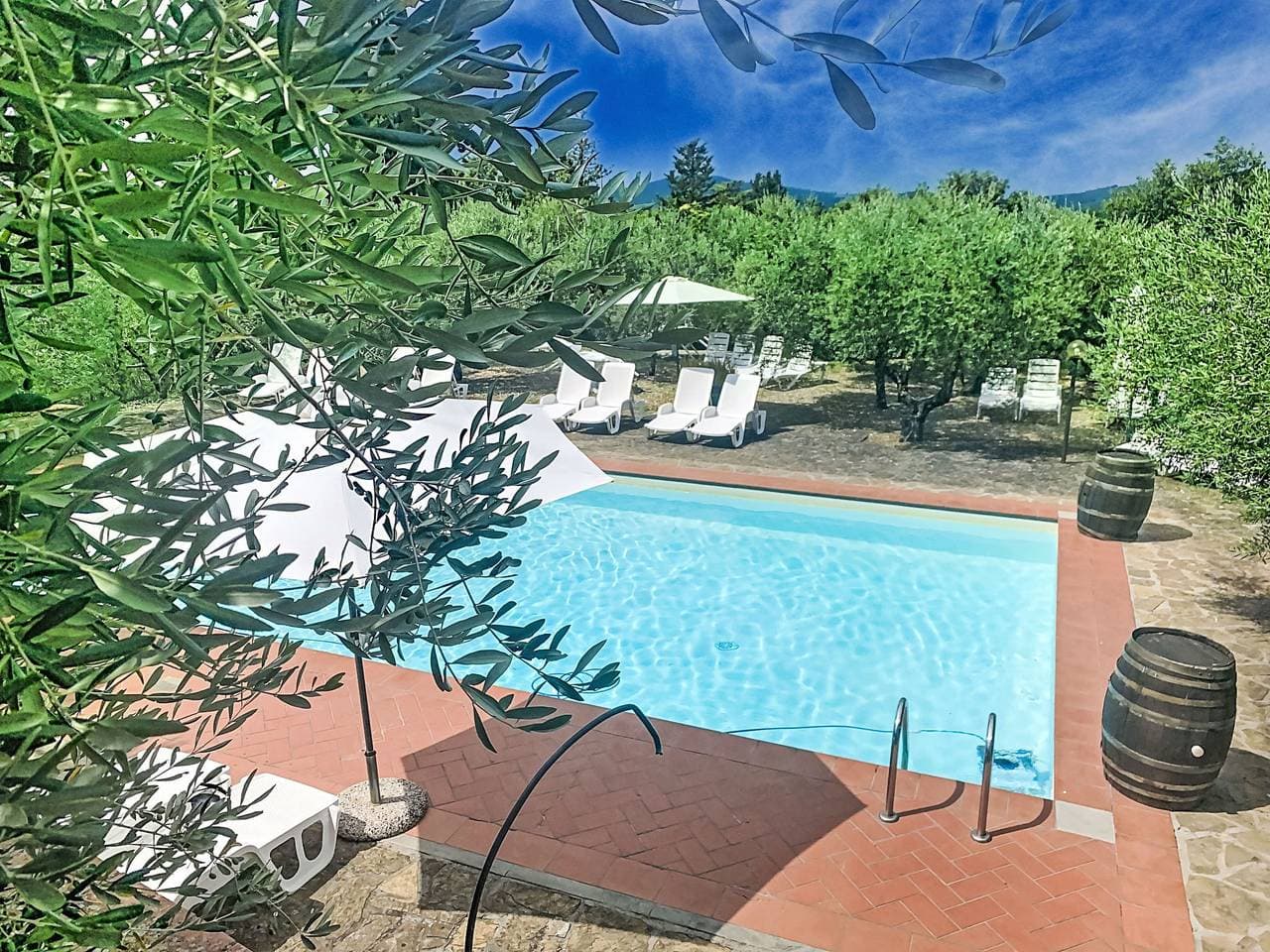 Greve in Chianti 34 km von Firenze: Gemütlicher, historischer Agriturismo La Camporena 1