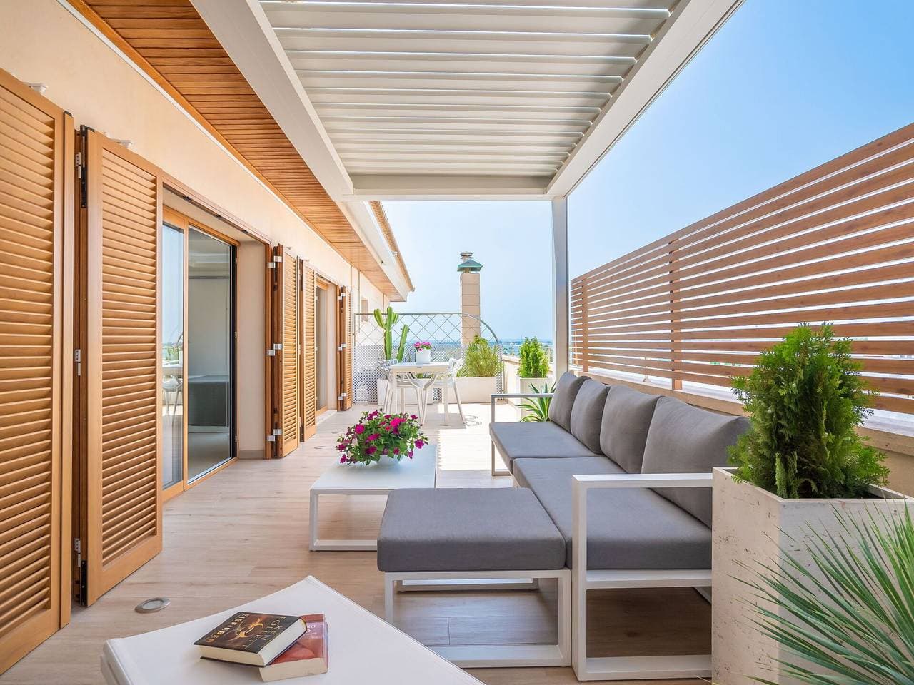 Attic Sea Views - Attic Sea Views 162.1 1