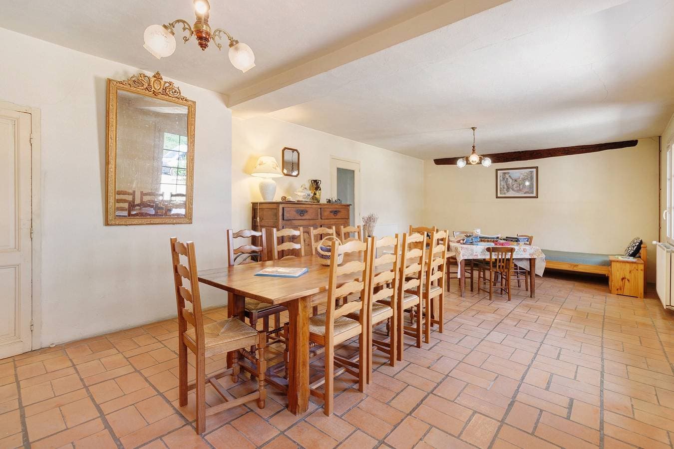 Foto 7 von 30: Großes Ferienhaus Château Haut Lamouthe mit privater Terrasse, Garten und WLAN