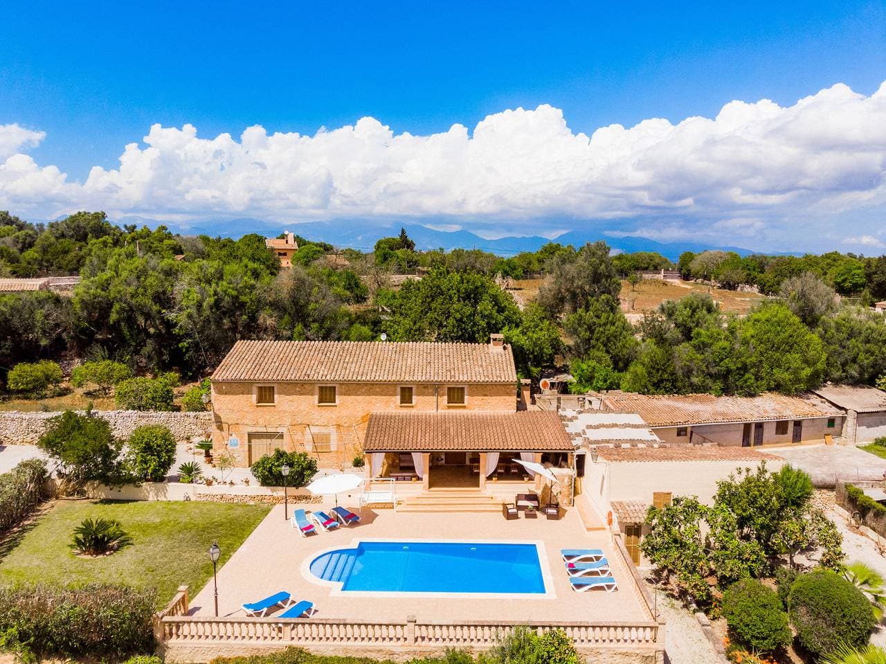 Foto 3 von 46: Finca Bielo für 8 Personen mit Schwimmbad in Lloret