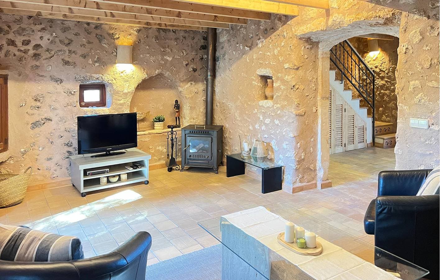 Foto 6 von 28: Moderne Wohnung mit Terrasse und Pool - 2km nach Jornets
