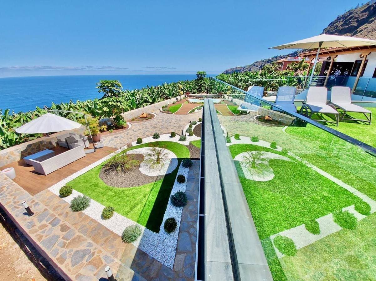 Foto 3 von 45: Villa with Sea View