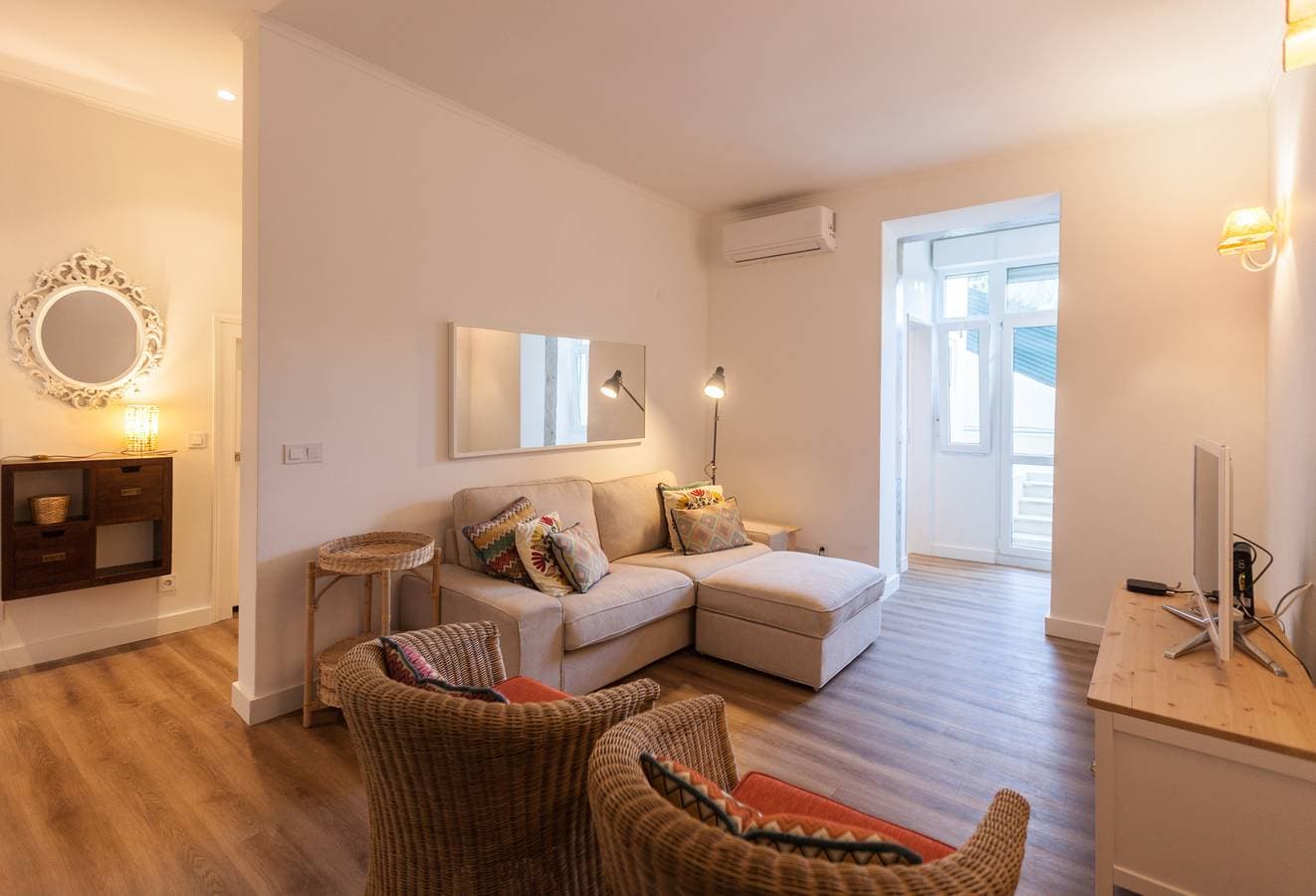 Flh Graça Charming Duplex with Small Pool 1