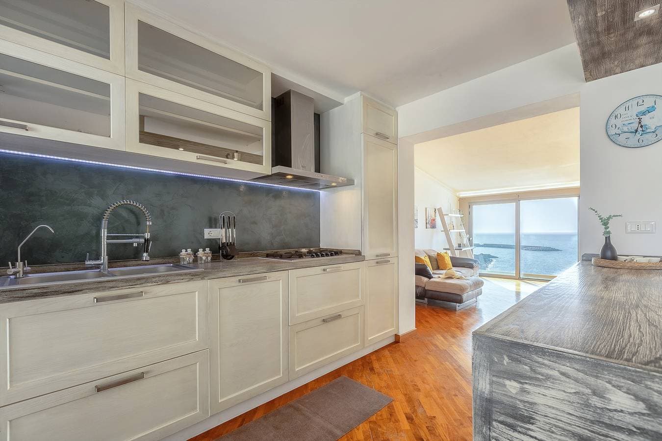 Foto 6 von 39: Sardinia Re - Casa Anglona Penthouse