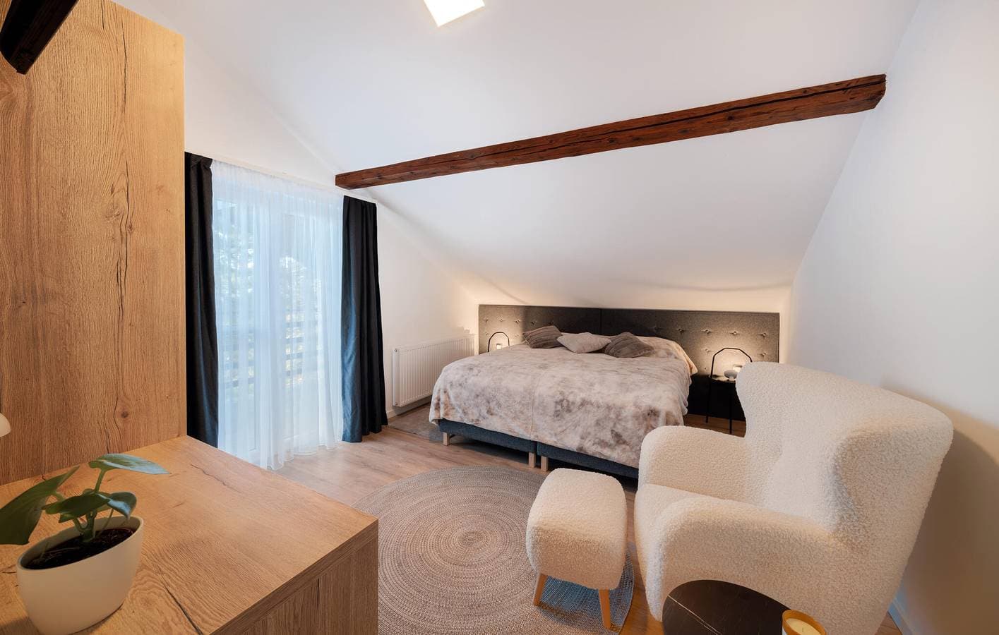 Foto 5 von 17: Gemütliche 200 m² große Wohnung mit Pool und Terrasse in der Nähe des Flusses Dunavac