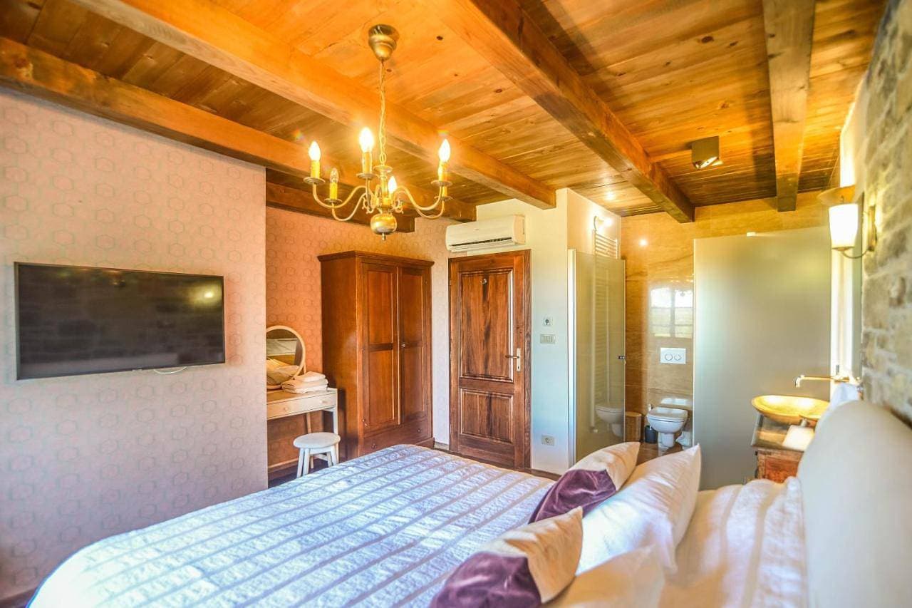 Foto 12 von 61: Four-Bedroom Villa with Private Pool