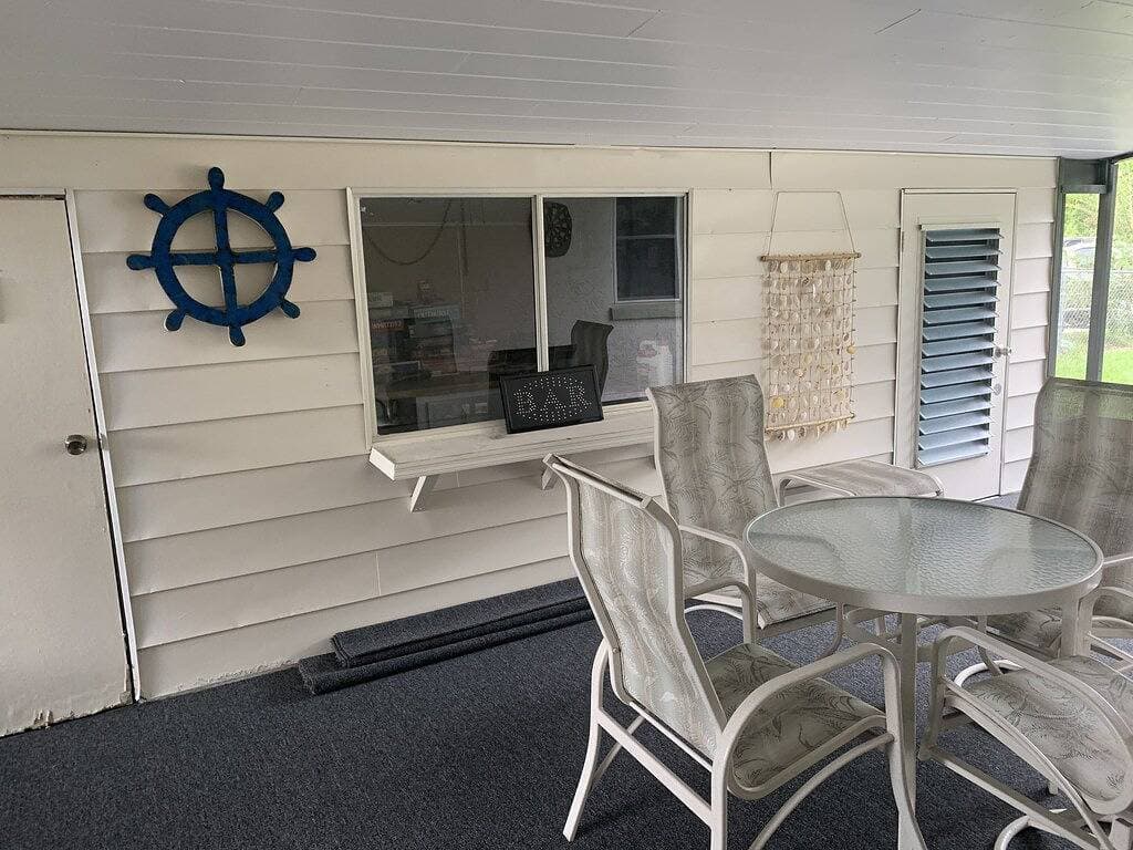 Foto 3 von 47: 🛶🛥️Waterfront River Home Free Kyacks! Gulf Access Dock. Pets Ok With Fee🐕🐈❤️❤️