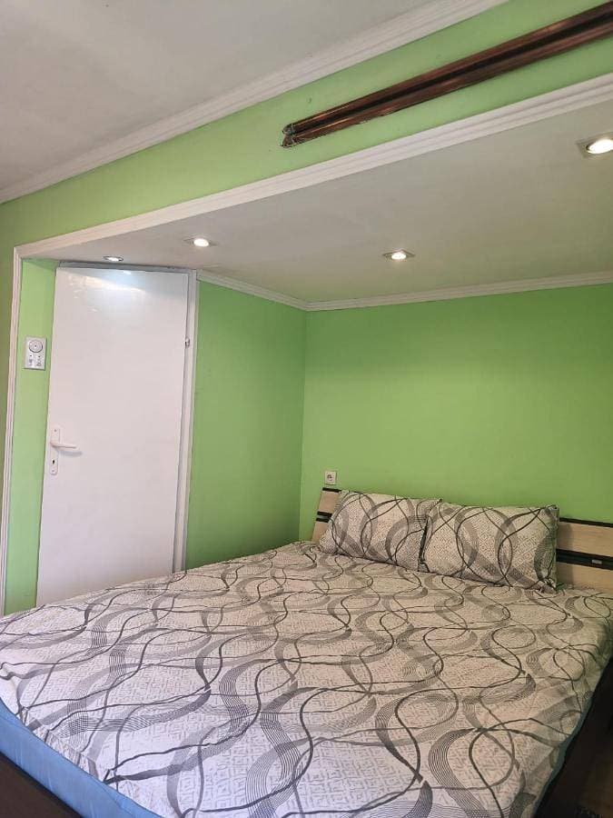 Foto 3 von 11: Studio Apartment