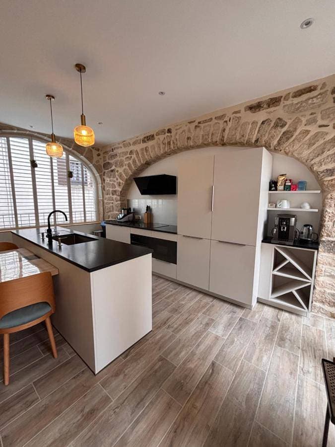 Foto 4 von 71: Seven-Bedroom House
