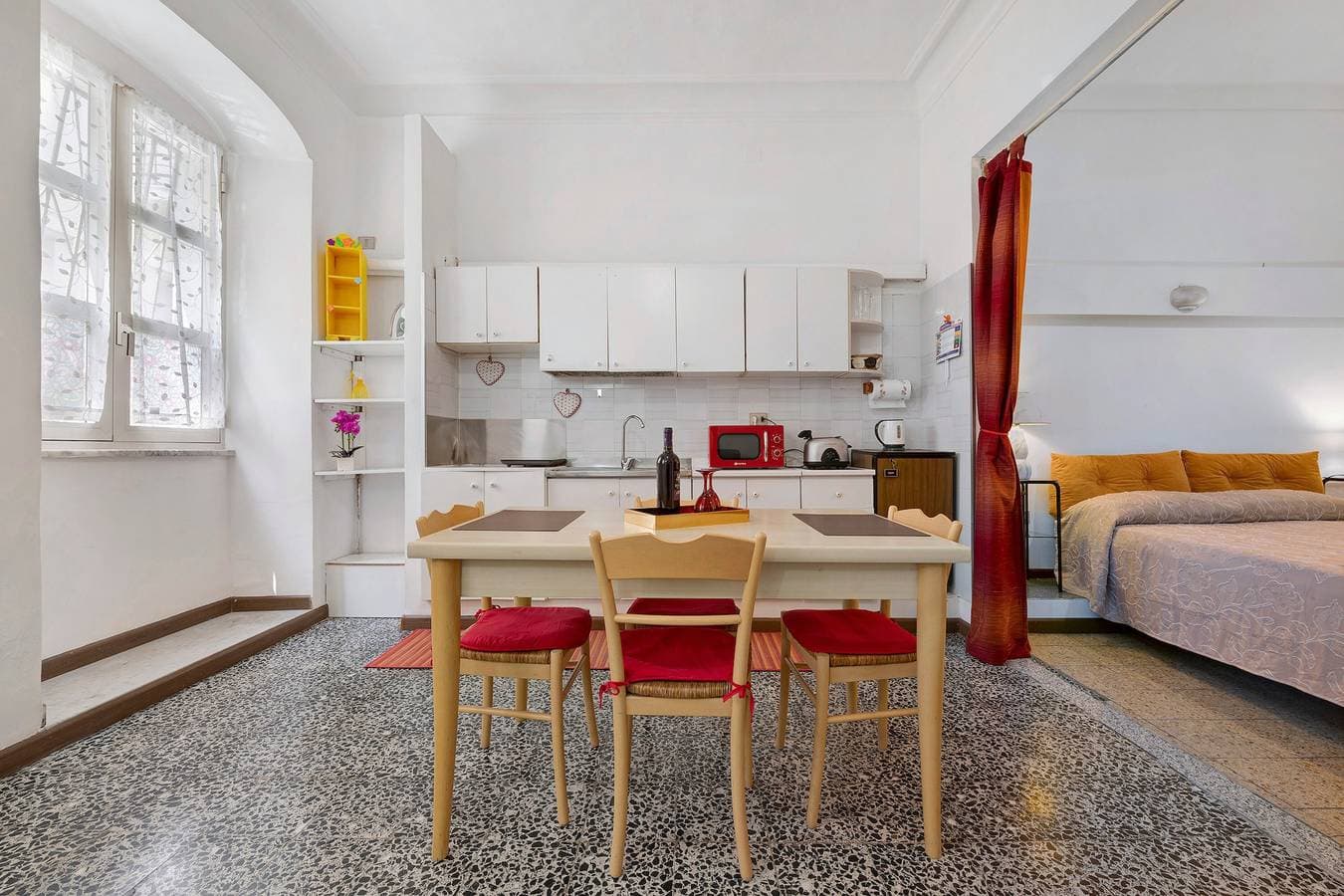 Foto 4 von 22: Ferienwohnung 'Chez Moi - Cagliari Centro' mit WLAN und Klimaanlage