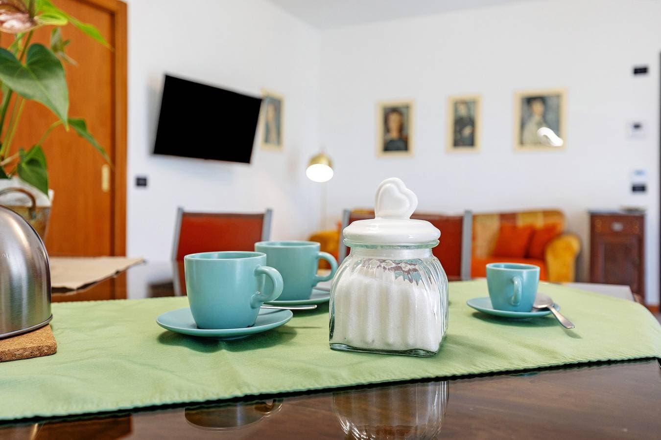 Foto 12 von 33: Ferienwohnung 'Katy Lake Lavanda ' mit privater Terrasse, WLAN und Klimaanlage