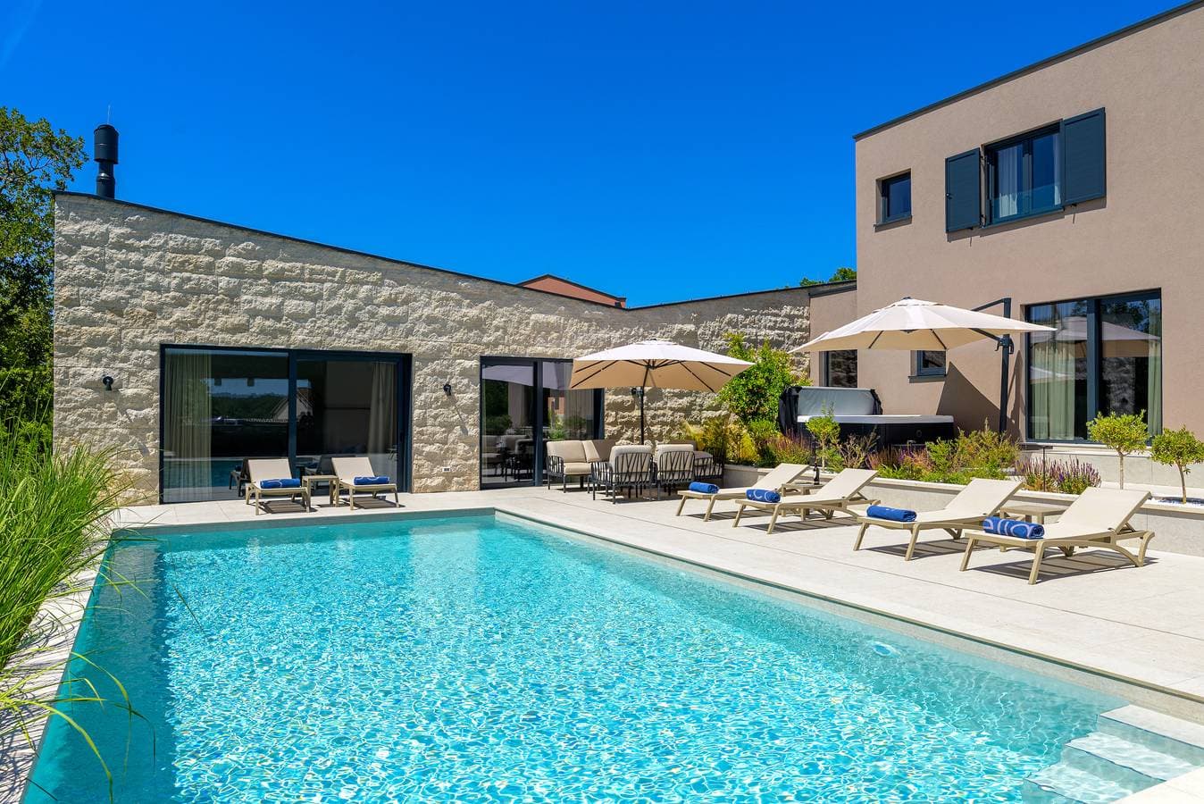 Villa La Mari 1
