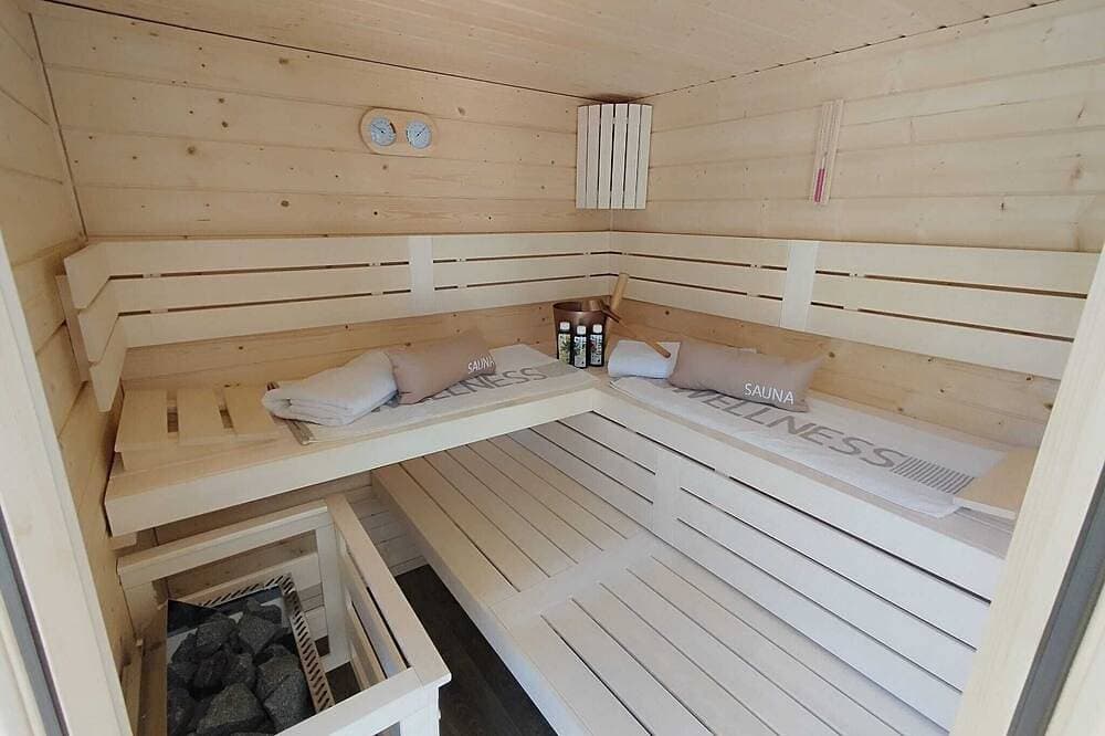 Foto 10 von 26: Kleine Träumerei Frango  Eifel / Schloßheck Whirlpool / Saunahaus /Massagesessel