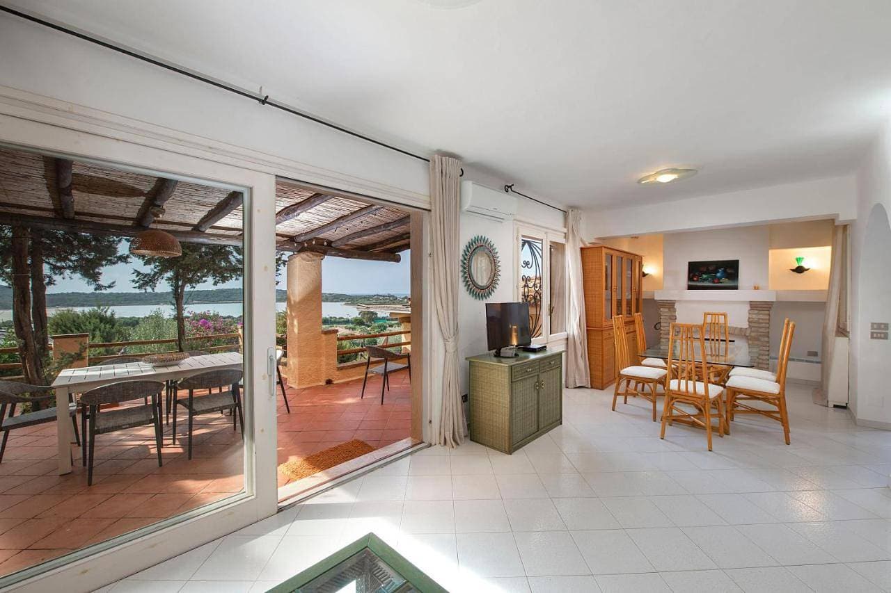 Foto 4 von 17: Villa with Sea View