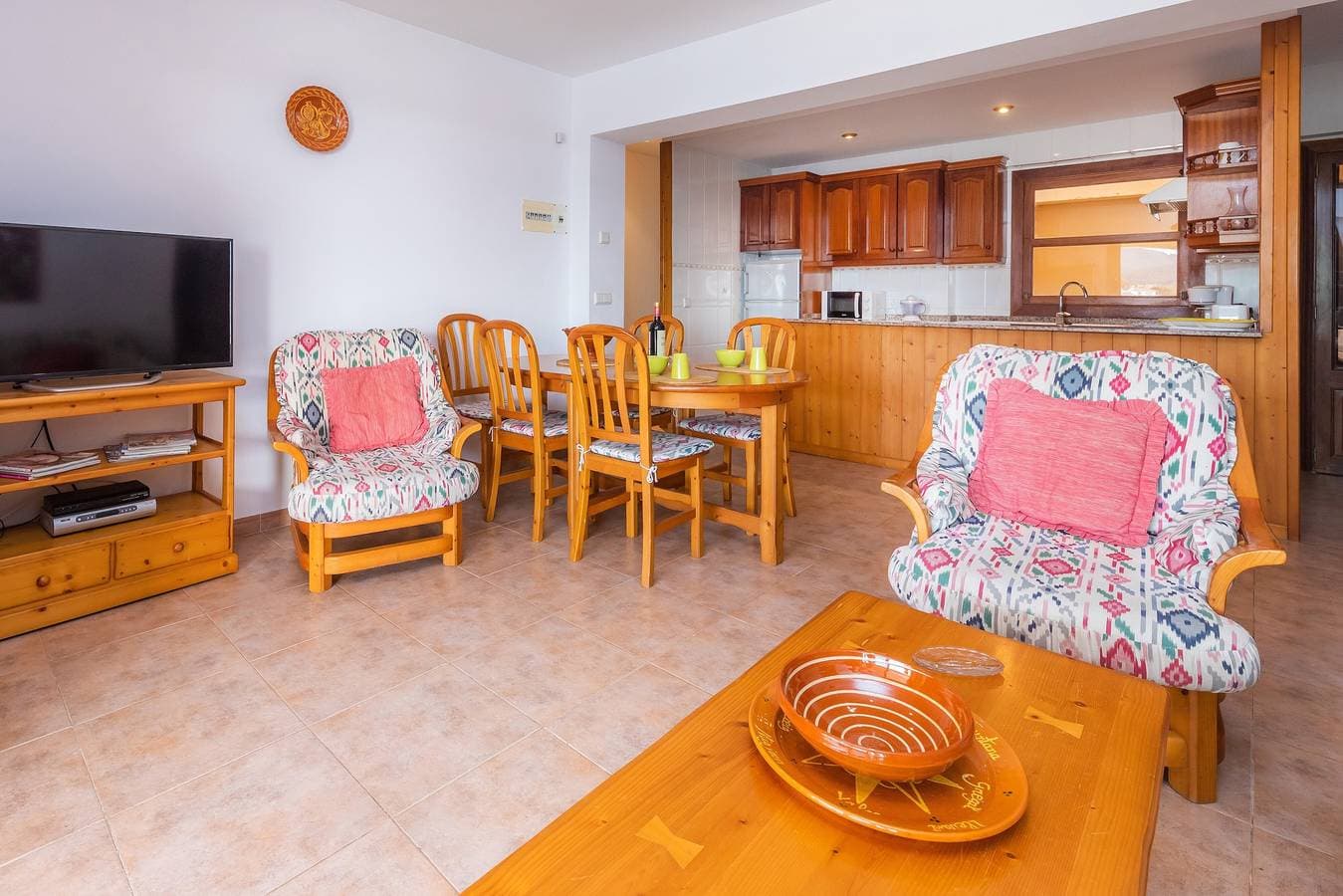 Foto 10 von 35: Ferienwohnung "Maritim" mit Meer- und Bergblick, WLAN und Terrasse