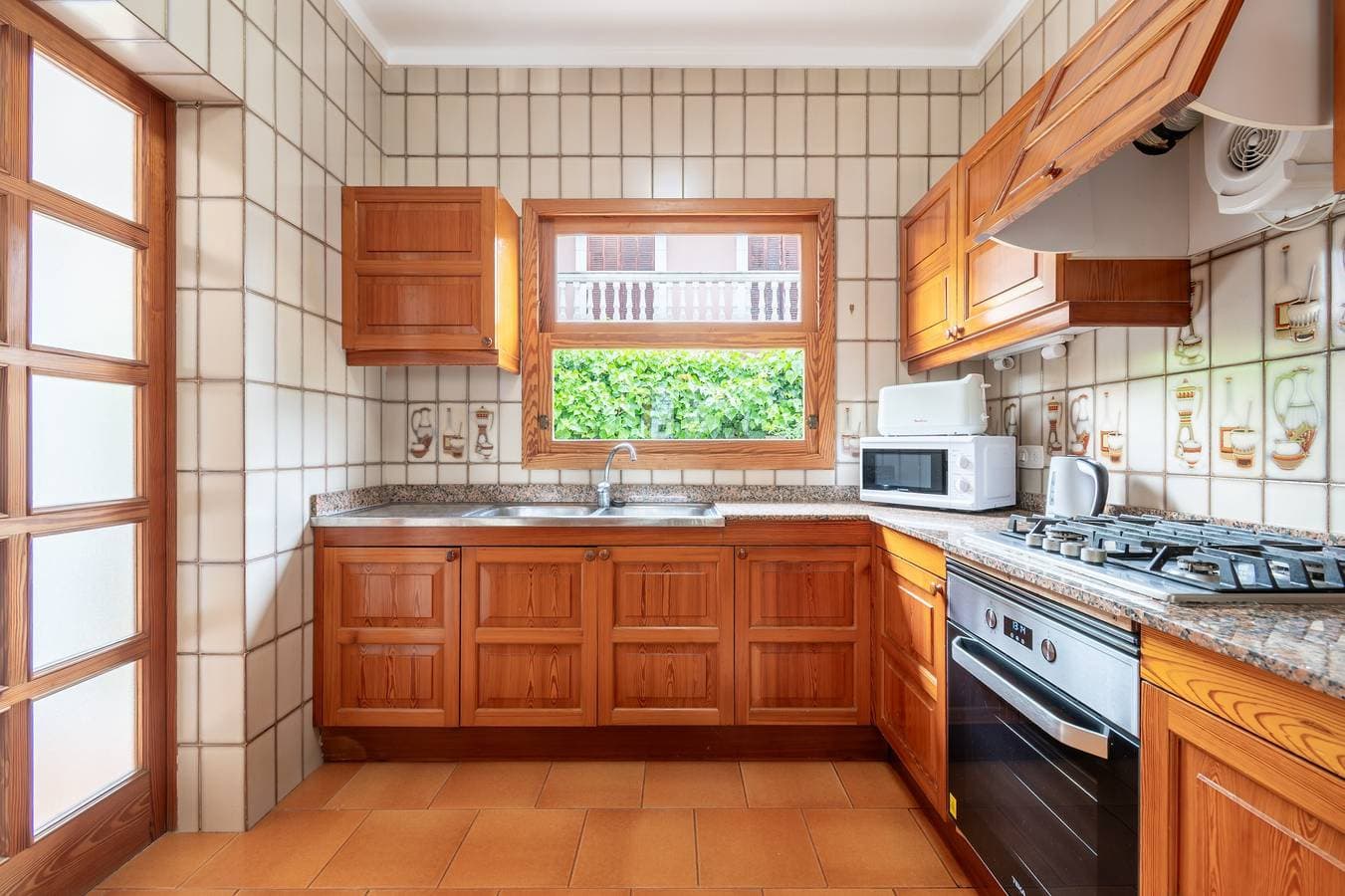 Foto 13 von 26: Villa 'Anecs' mit privatem Garten, Wi-Fi und Klimaanlage