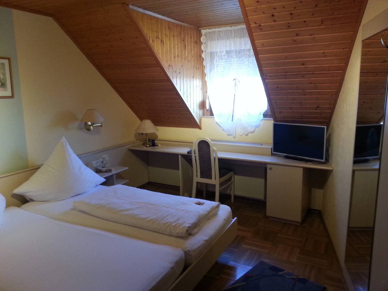 Foto 10 von 16: Gasthof Engel Steinbach - Doppelzimmer