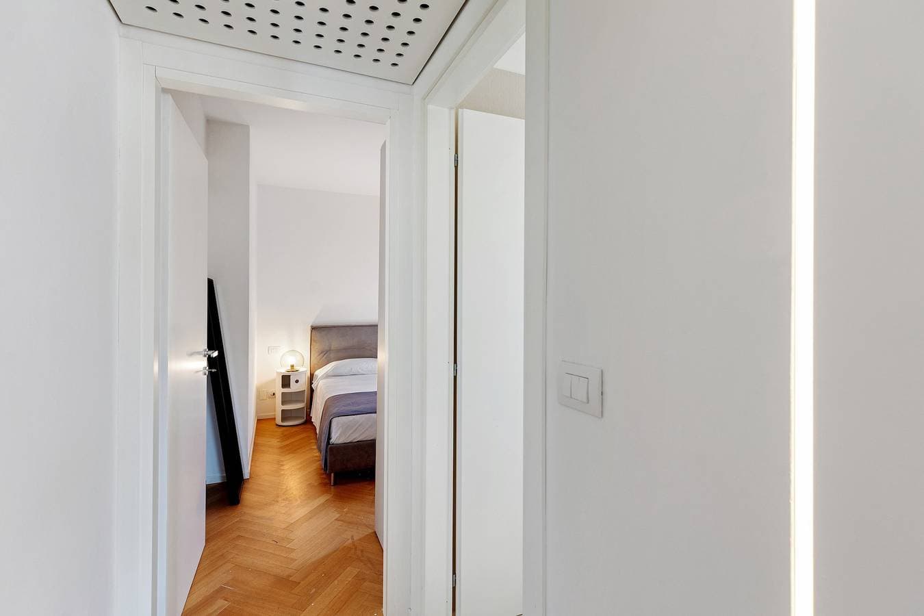Foto 9 von 24: Ferienwohnung 'Baseventuno 5 Honey Moon' mit Gemeinschaftspool, WLAN und Klimaanlage