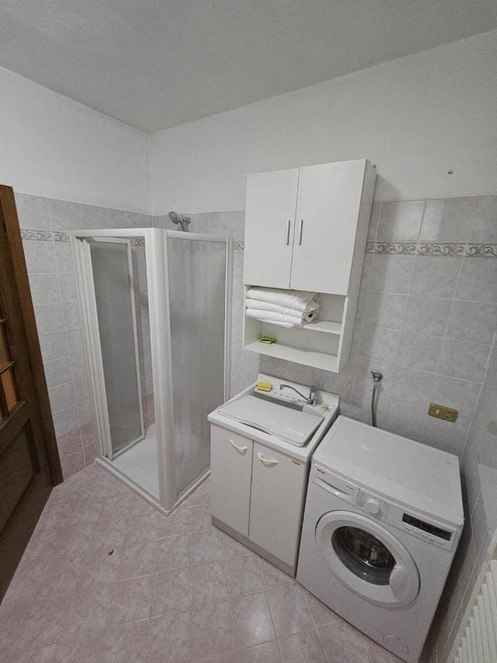 Foto 10 von 22: Three-Bedroom House