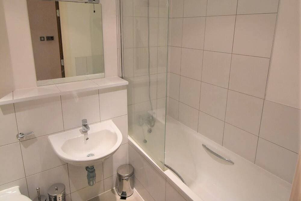 Foto 3 von 8: Zahnbürste-Wohnungen - 1 Bett 1 Bad auf Ipswich Ufergegend (mit Ansicht)