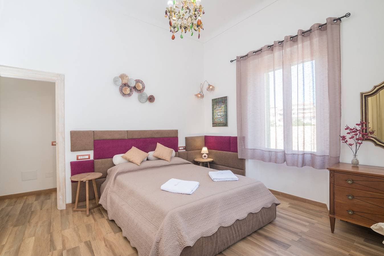 Foto 11 von 25: Ferienhaus 'Maison Chloe' in Strandnähe mit Terrasse, Garten und WLAN